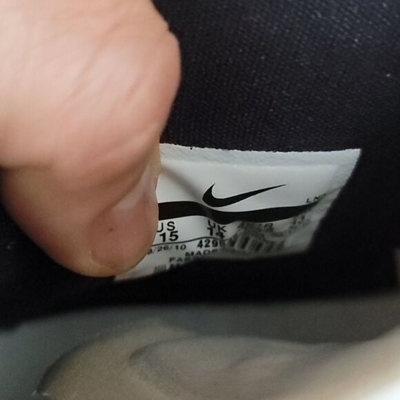 - Nike hyperfuse max air size 15 - Picture 9 of 10